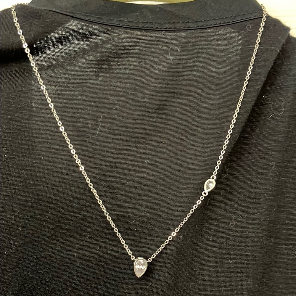 Elegant Silver Necklace